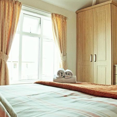 Haven Crest Hotell Whitby Exteriör bild
