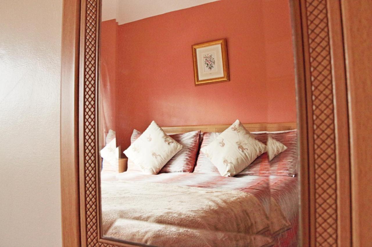 Haven Crest Hotell Whitby Exteriör bild